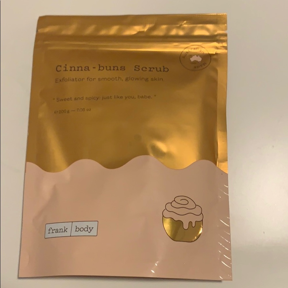 Cinna-buns scrub
